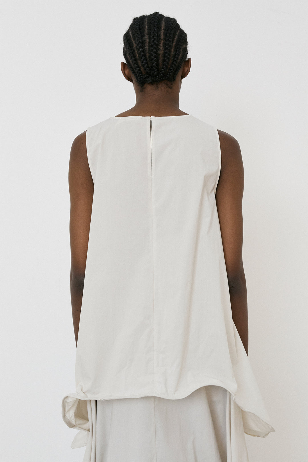 Meimeij Blouse Sleeveless Flared Hem Oyster Cream M5EA67 - Lonah Boutique Westbourne