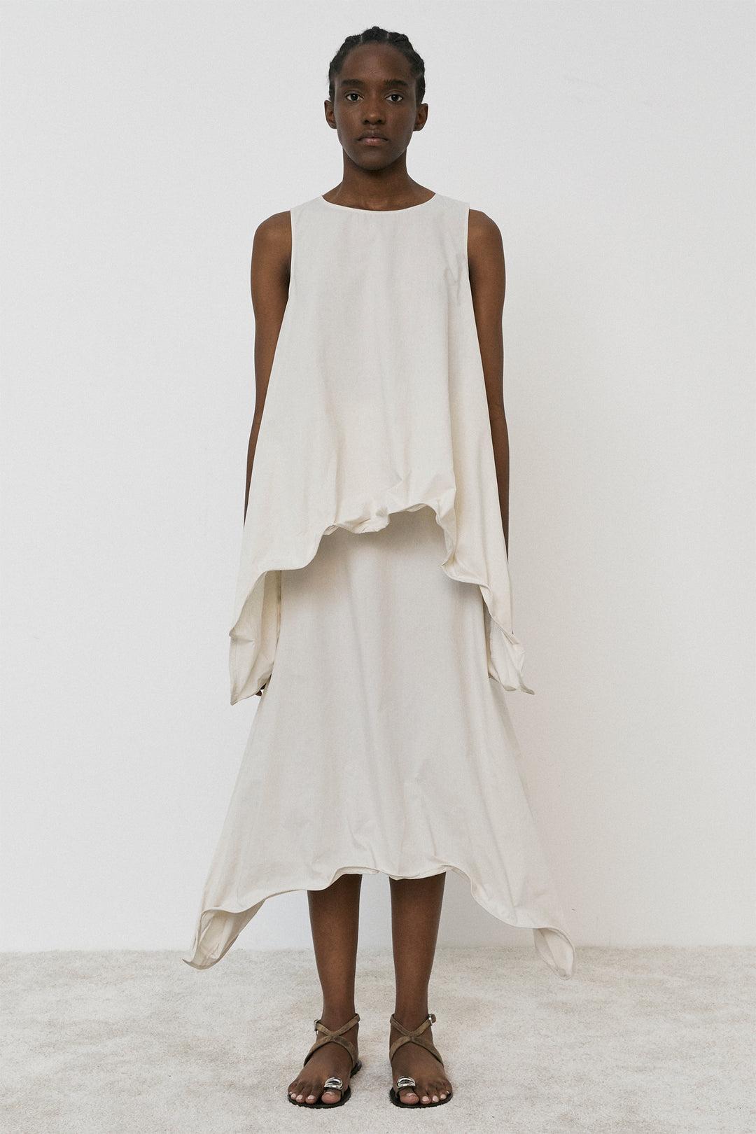 Meimeij Blouse Sleeveless Flared Hem Oyster Cream M5EA67 - Lonah Boutique Westbourne