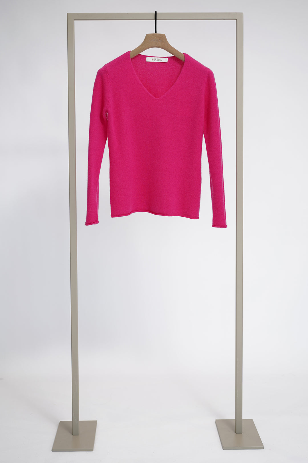 Herzen 80262ES02 Kimi Dragon Fruit Pink Sweater, front
