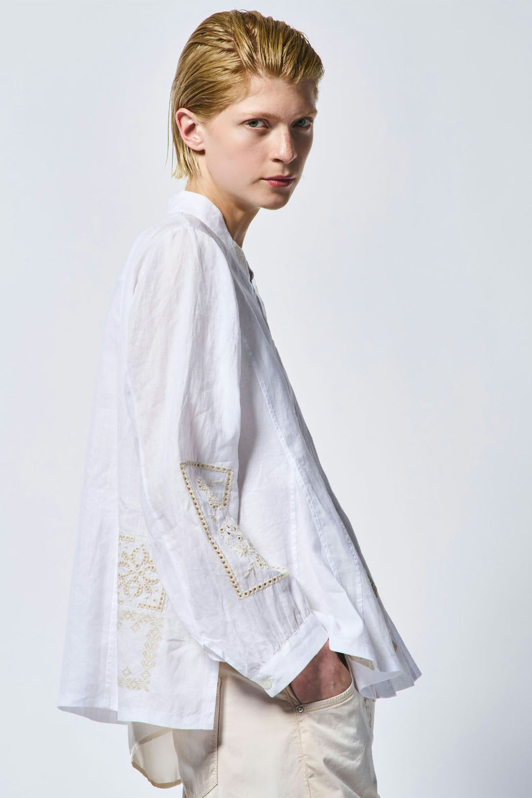 High Sequential High Neck Embroidered Jacket White 730449 00100 - Lonah Boutique Westbourne