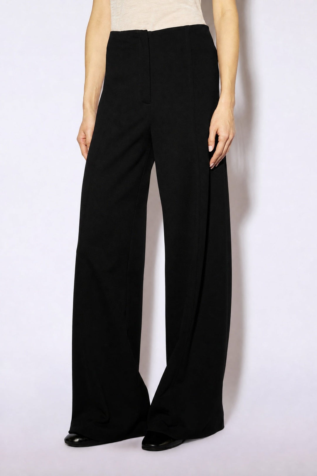 Liviana Conti CNTI88 Black Trousers, front view