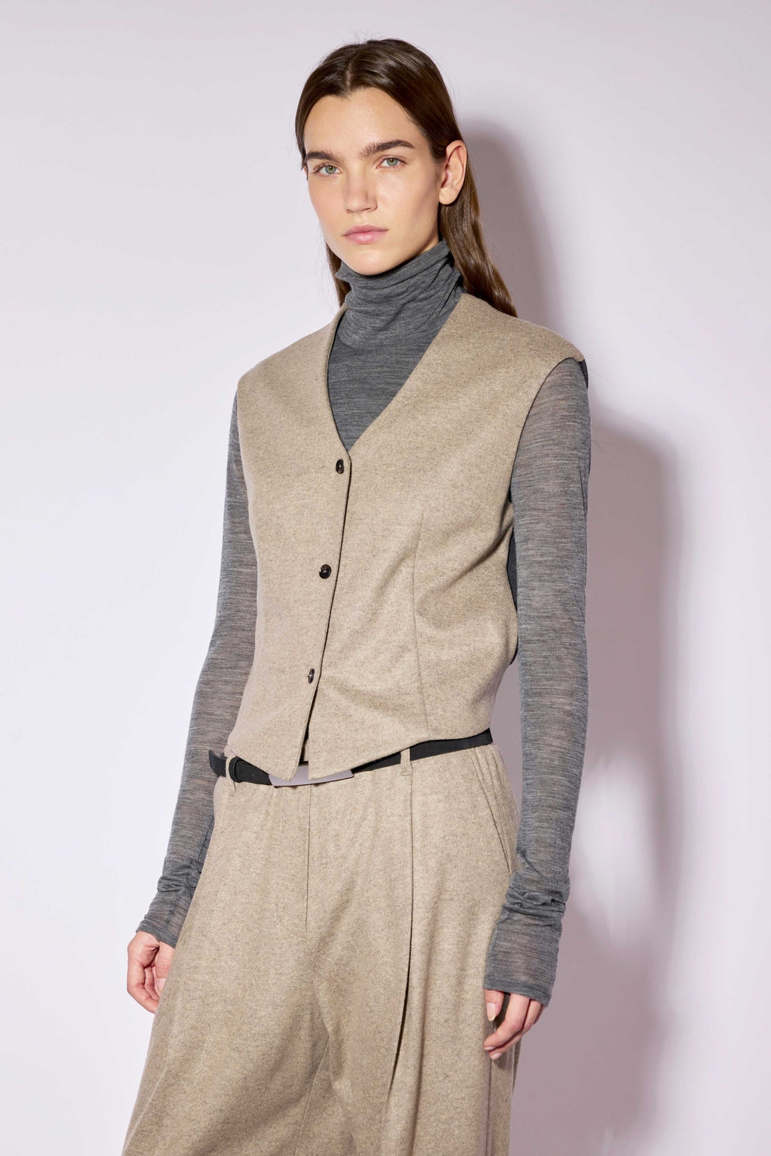 Liviana Conti Brown Kasha/Anthracite Cashmere Blend Waistcoat F6WN43, front view