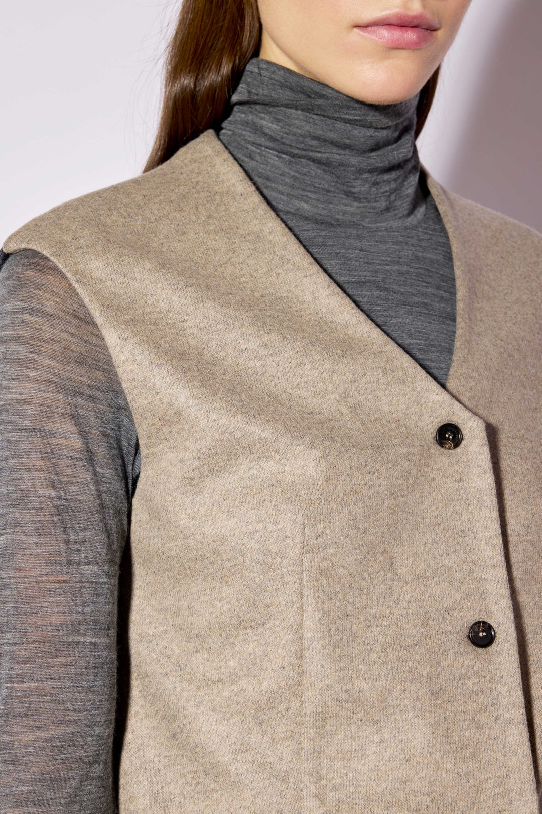 Liviana Conti Brown Kasha/Anthracite Cashmere Blend Waistcoat F6WN43, collar and button detail