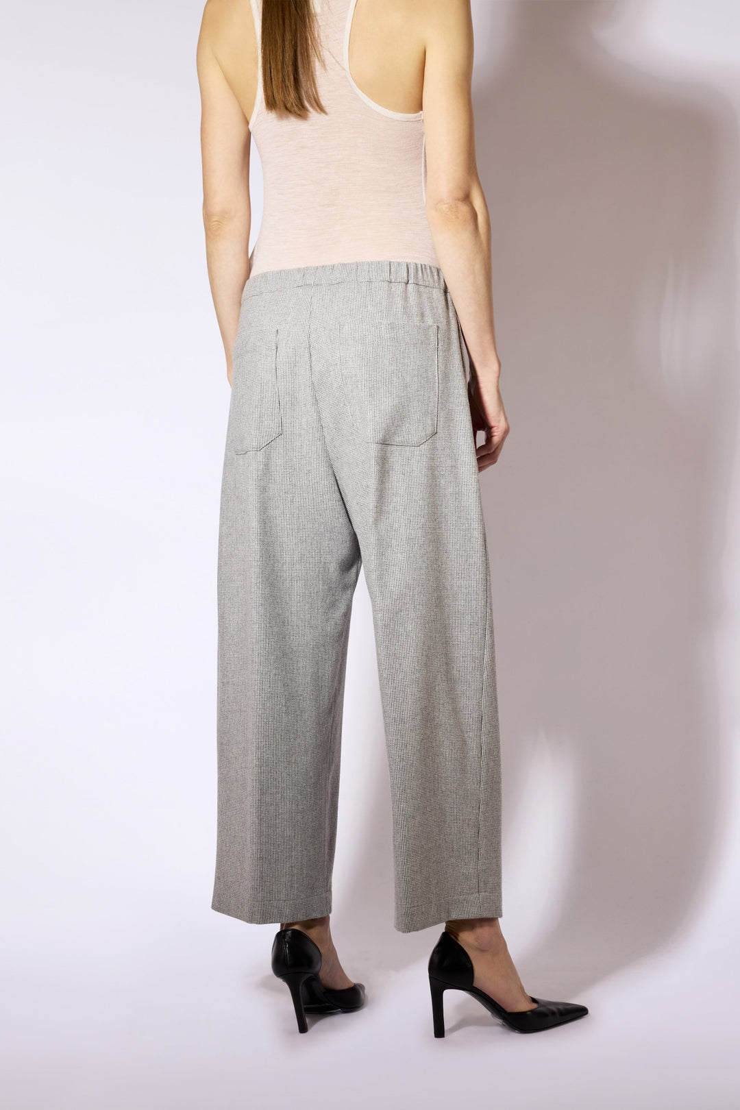 Liviana Conti Grey Micro Pattern Trousers F6WL18M, back view