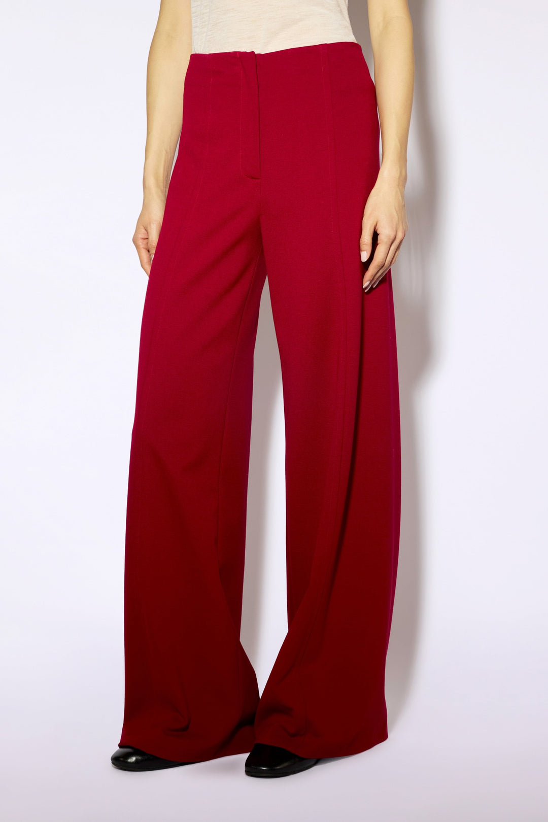 Liviana Conti CNTI88 D69-0 Paprika Red Trousers, front view