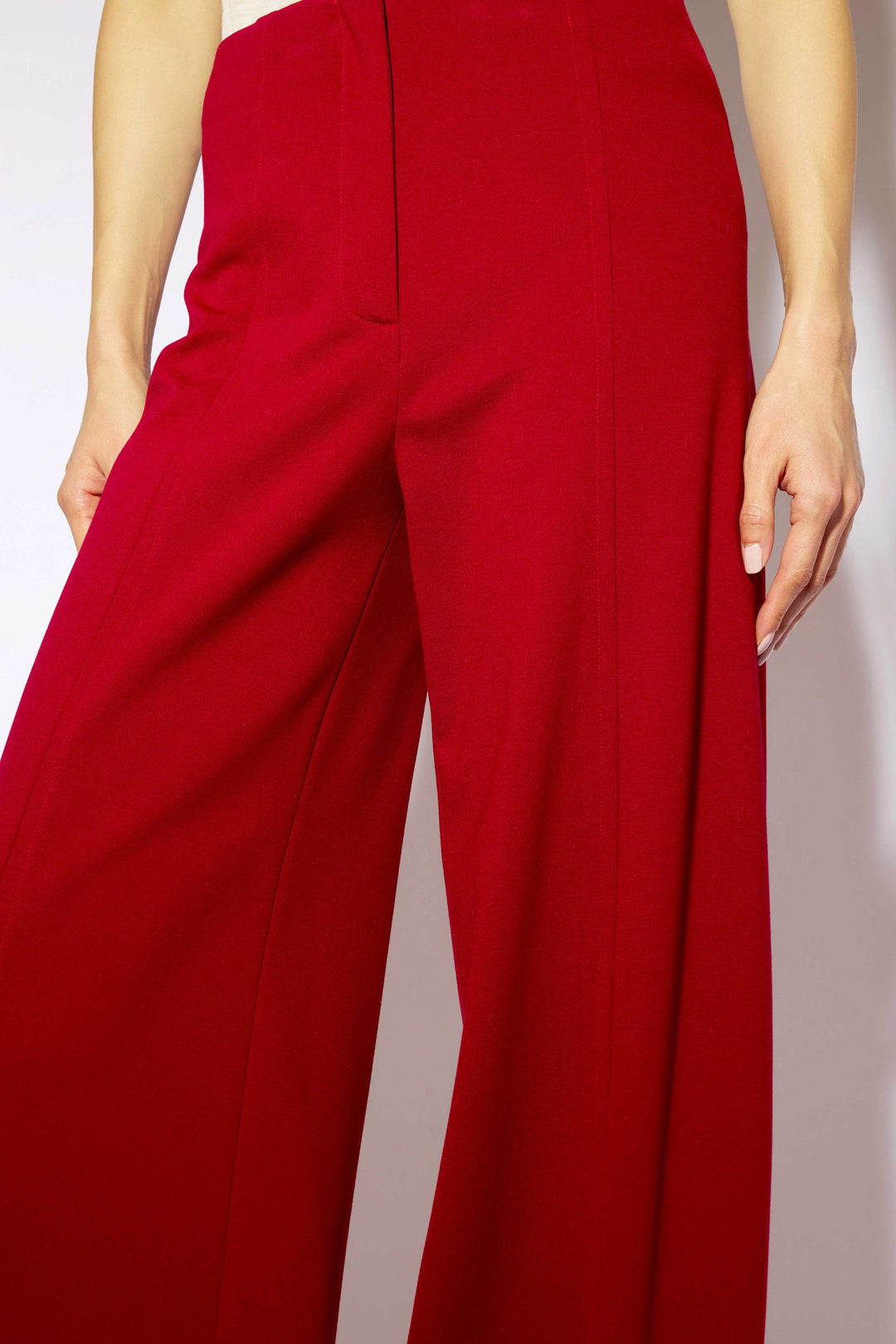 Liviana Conti CNTI88 D69-0 Paprika Red Trousers, fabric detail