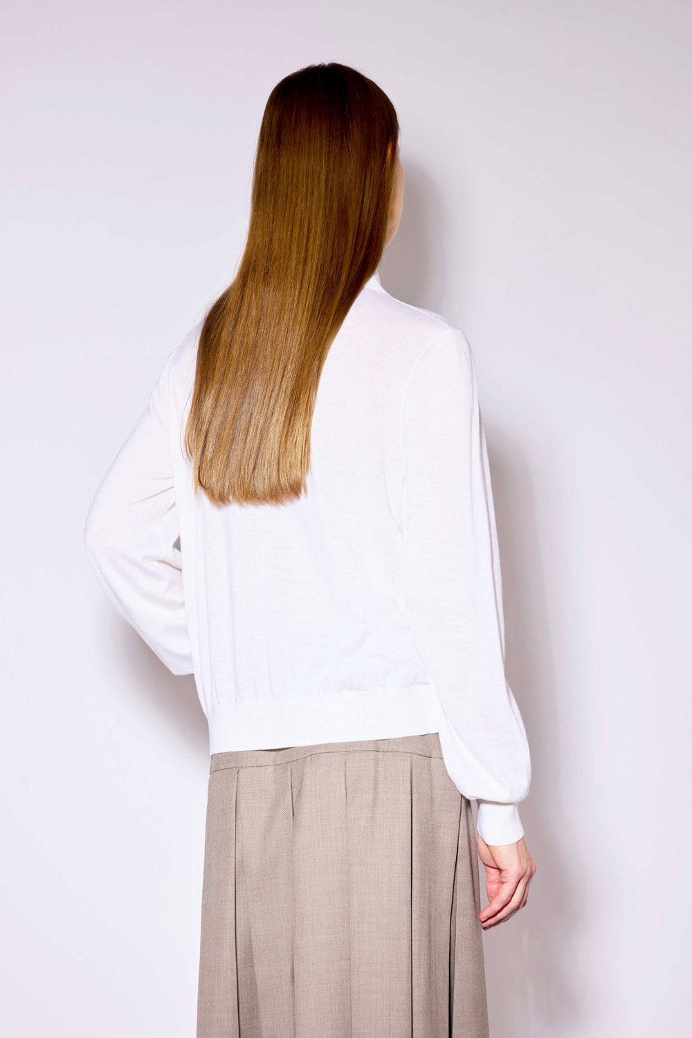 Liviana Conti Pumice White Wool Jumper F6WA12, back view