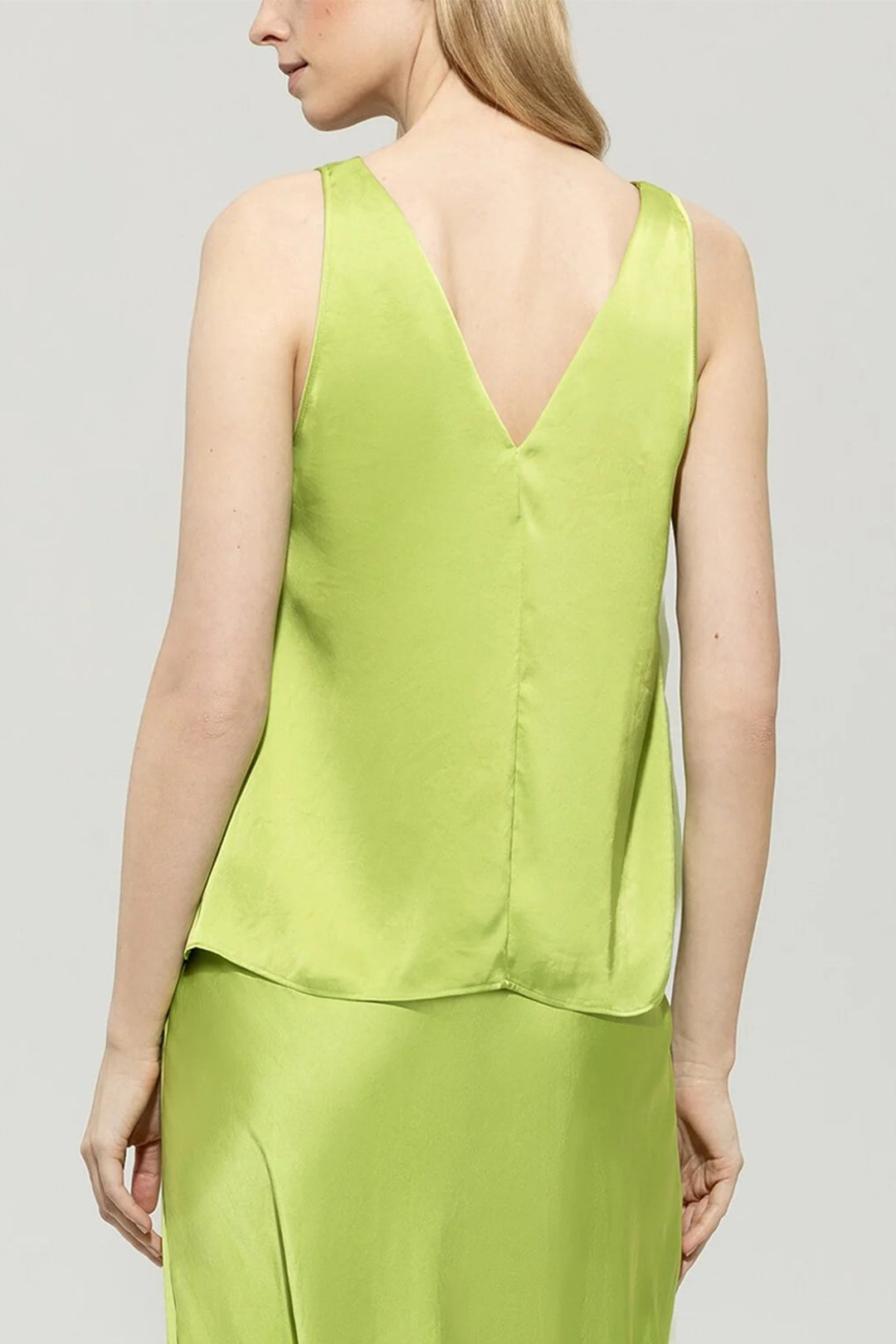 Luisa Cerano 318252 2307 Pea Green Silk Sleeveless V-Neck Top
