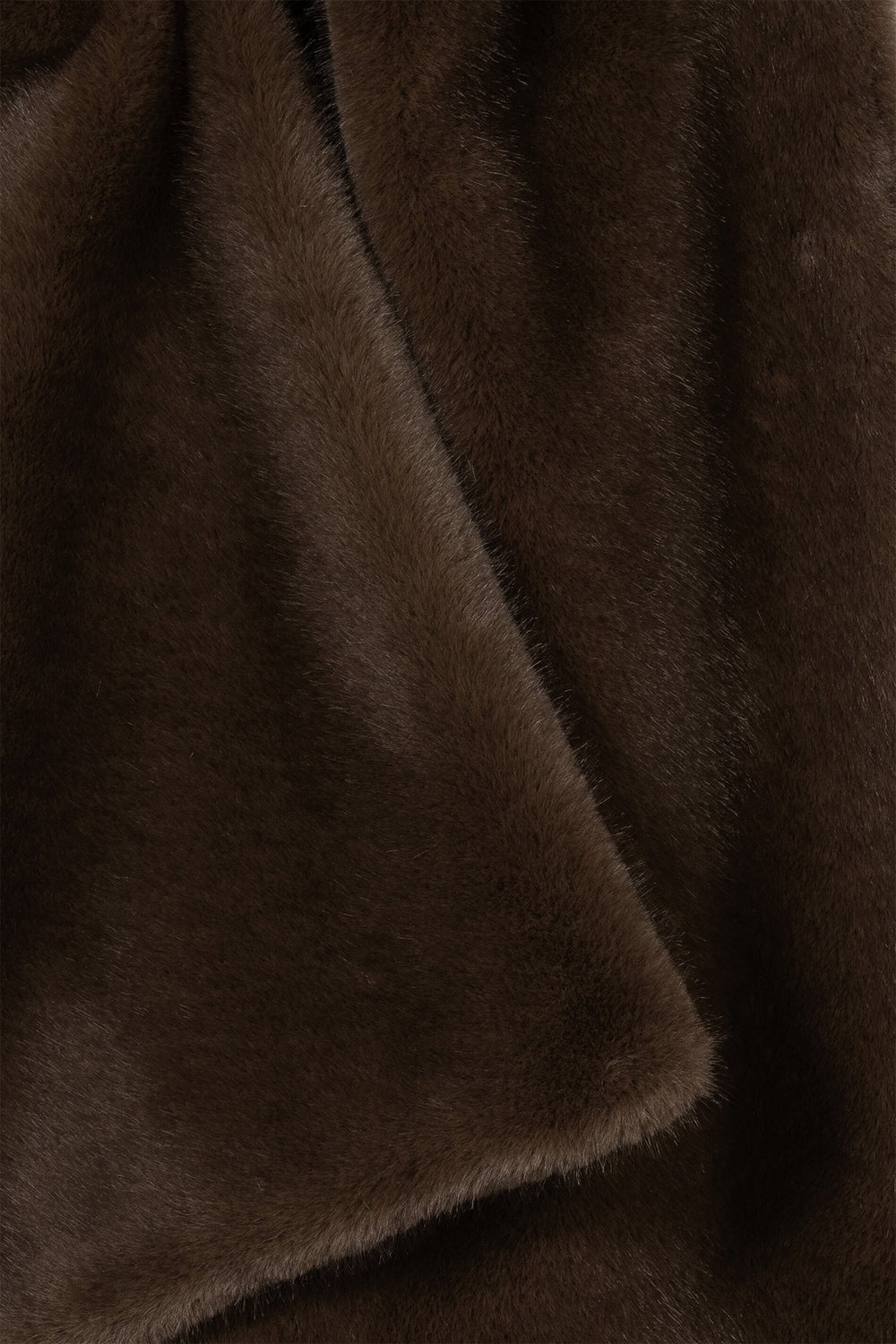 Luisa Cerano Caramel Brown Faux Fur Scarf 848585-4212 0760, faux fur texture close-up
