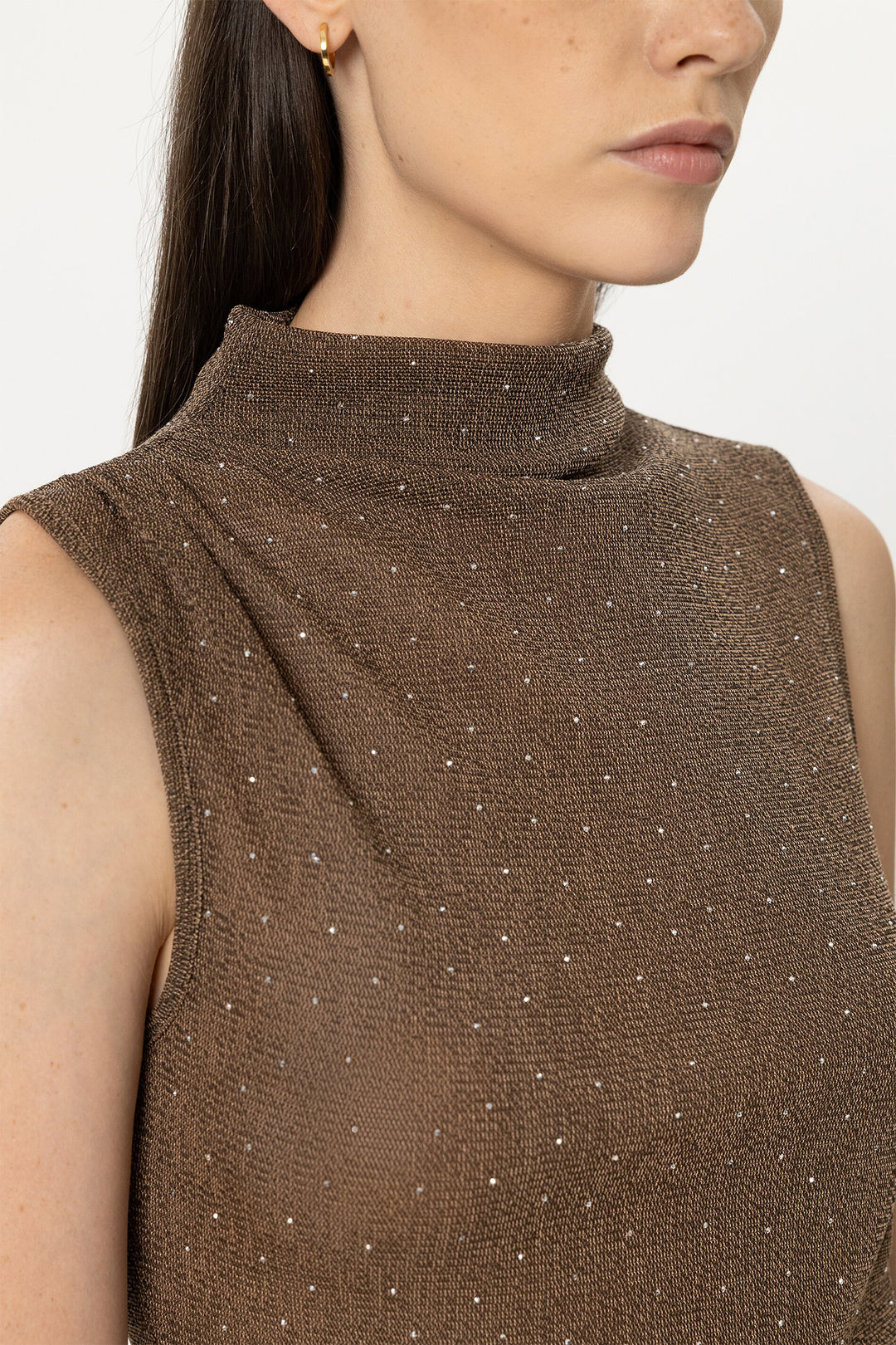 Luisa Cerano Caramel Brown Sleeveless Roll Neck Top 348433-7978 7609, close-up detail
