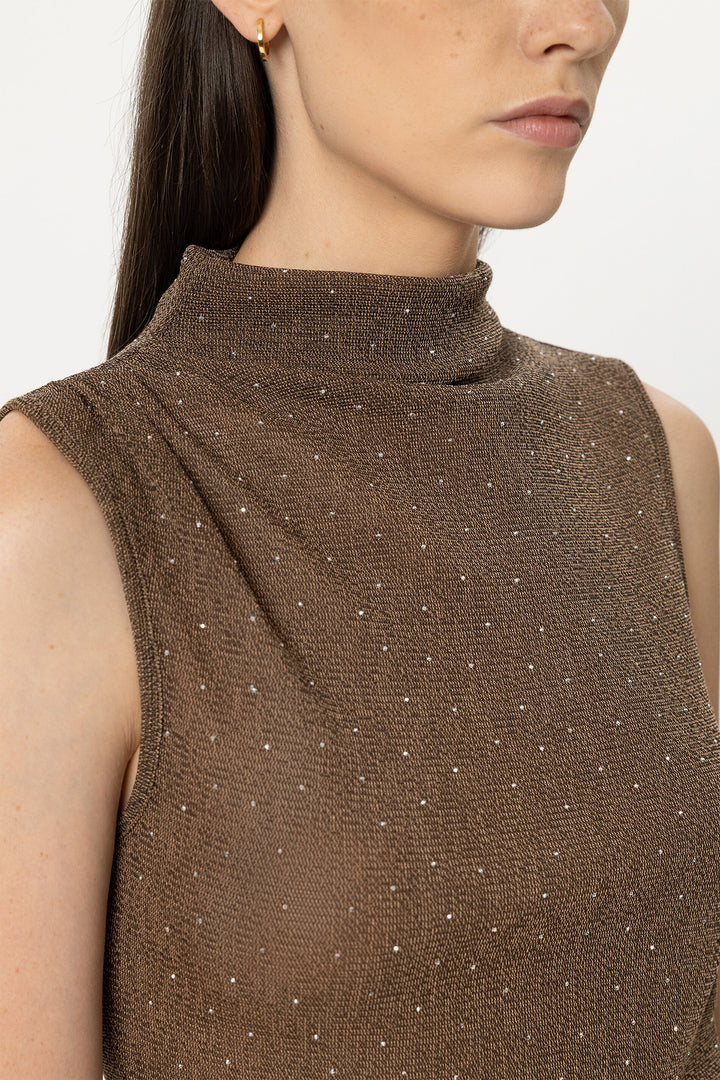 Luisa Cerano Caramel Brown Sleeveless Roll Neck Top 348433-7978 7609, close-up detail