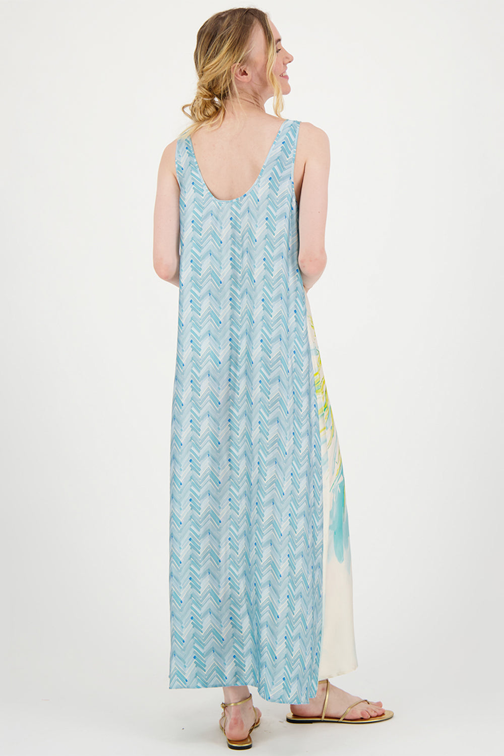 Me369 125L70796 Allison Sleeveless Dress Pura Vida - Lonah Boutique