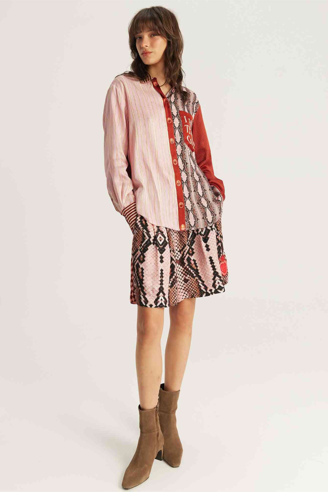 Me369 Isabel Red Aura Printed Shirt 226L31200546, styled front view