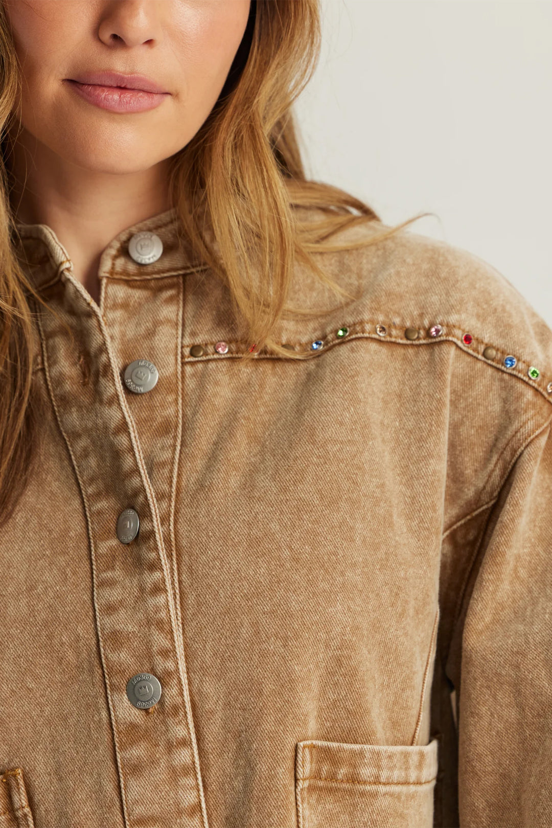 Me369 Roux Mustard Brown Drill Rivet Jacket 226L50416577, rivet and collar detail