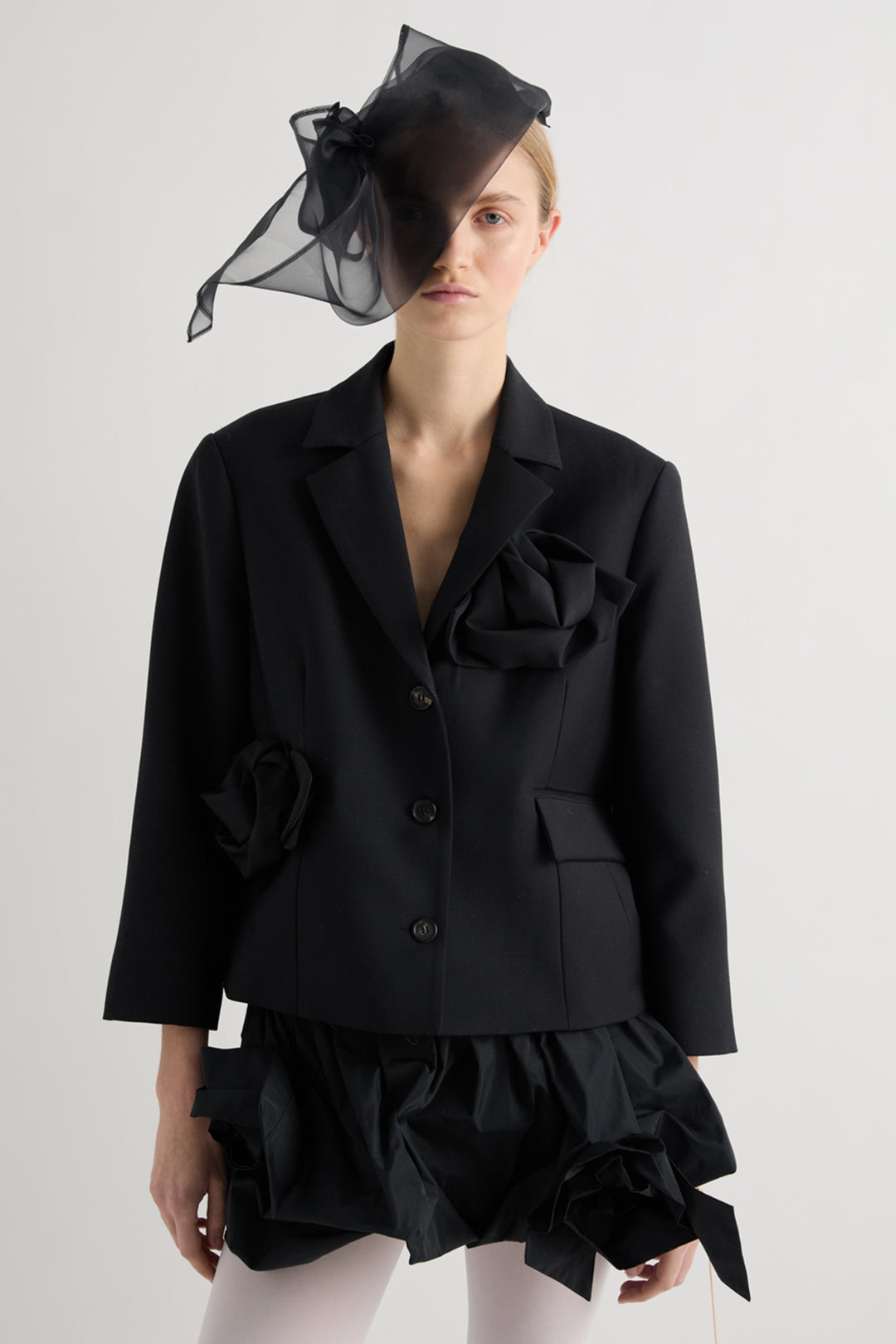 MeiMeij Black Wool Jacket M6IH10, front view with rose appliques