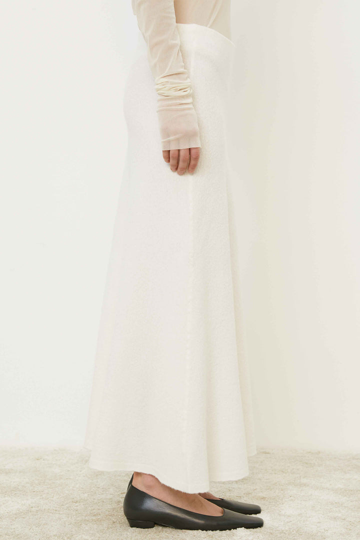 Meimeij M5IZ80 White Maxi Skirt