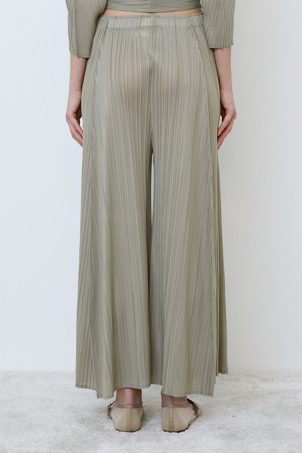 Meimeij Pleated Wide Leg Culotte Trousers Salvia Green M5PY09 - Lonah Boutique Westbourne