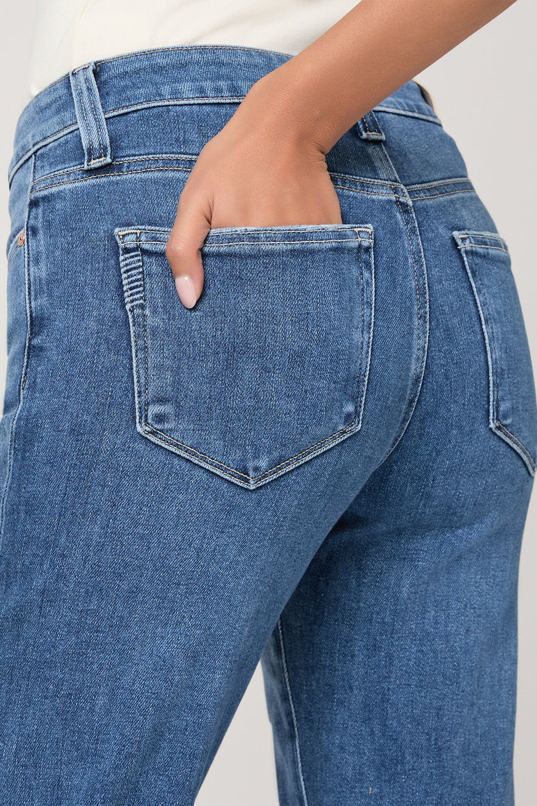 Paige 1R65E77-D037 Mason Ankle Straight Jeans Monaco Mist