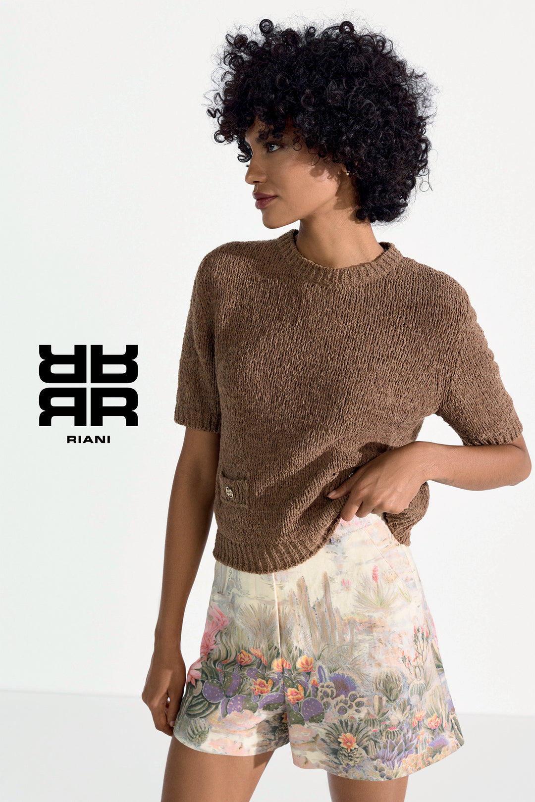 Riani 643880 4570 860 Straw Beige Desert Print Shorts