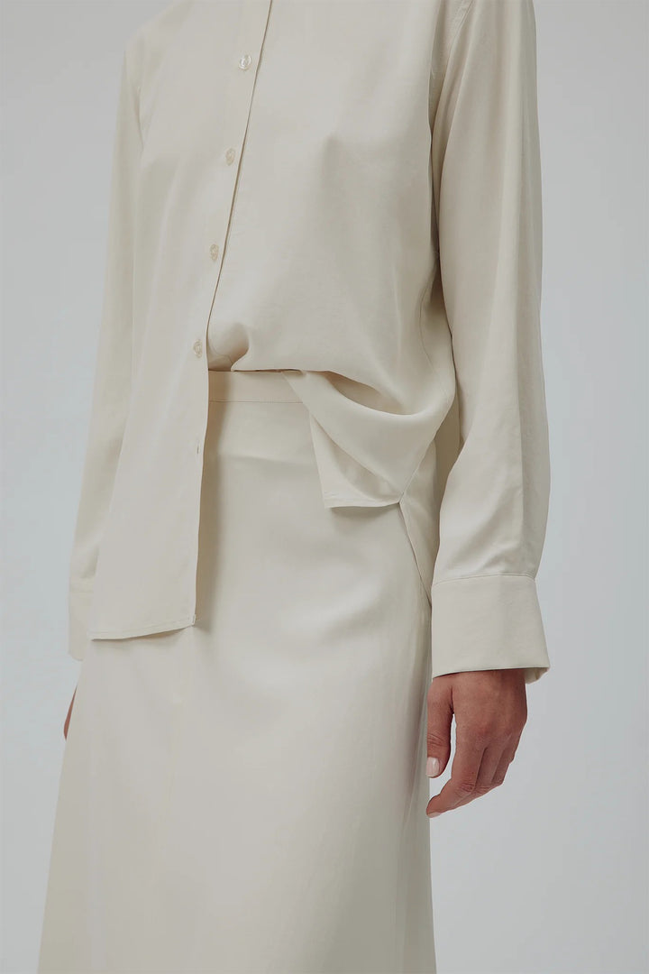 Six Ames Henrietta Turtledove Ivory Silk Midi Skirt 72263