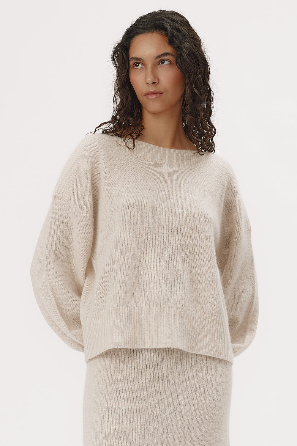 Six Ames Malou Oatmeal Beige Jumper 72393 C3820, styled on model close crop