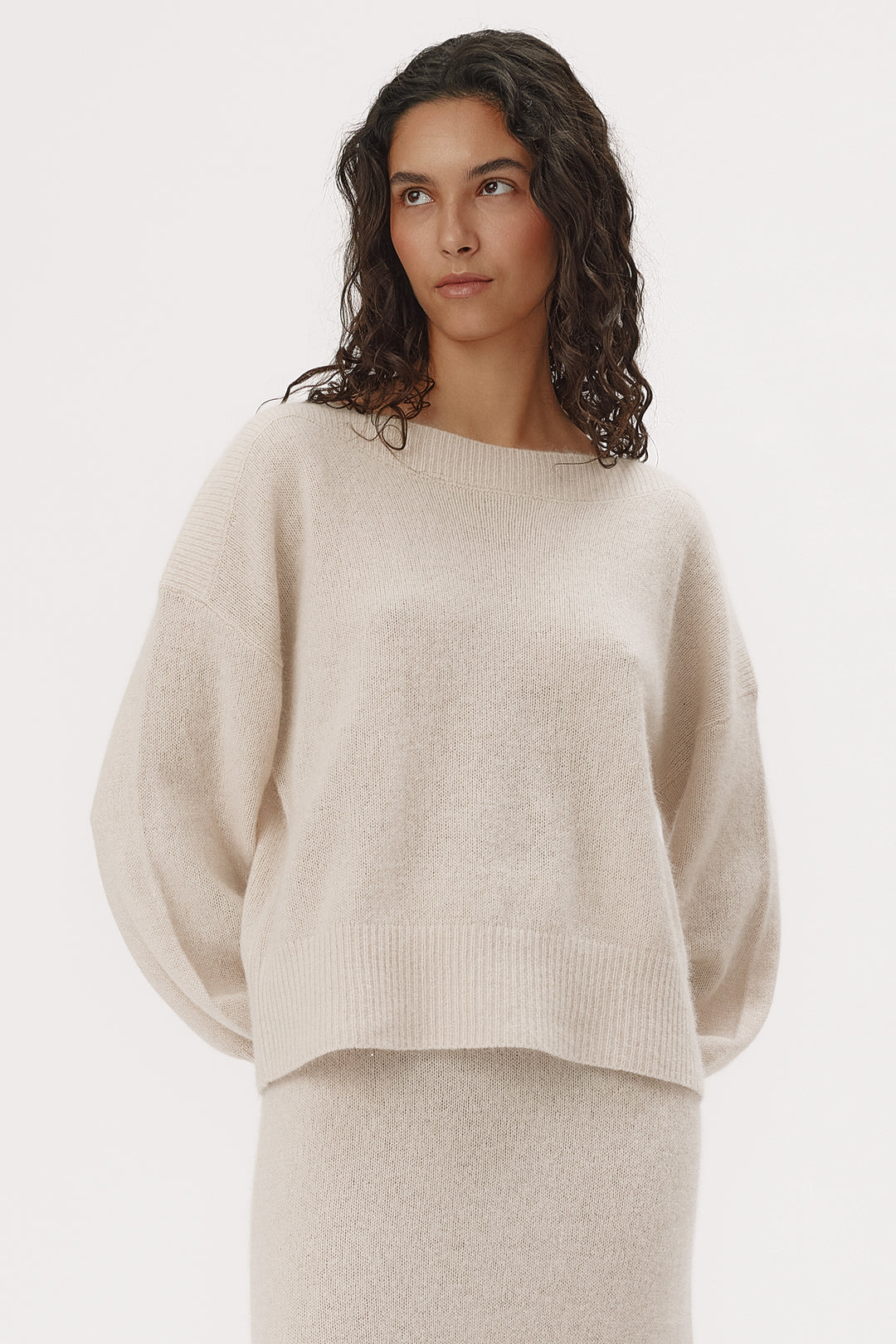 Six Ames Malou Oatmeal Beige Jumper 72393 C3820, styled on model close crop