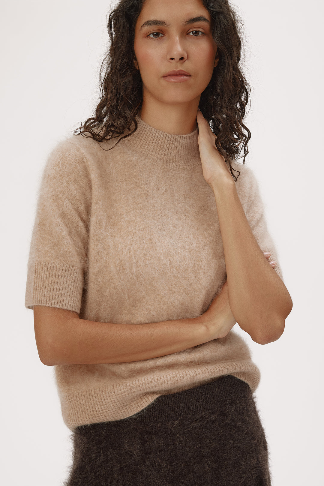 Six Ames Roma Biscotti Beige Melange Jumper 72357 C3890, neckline detail