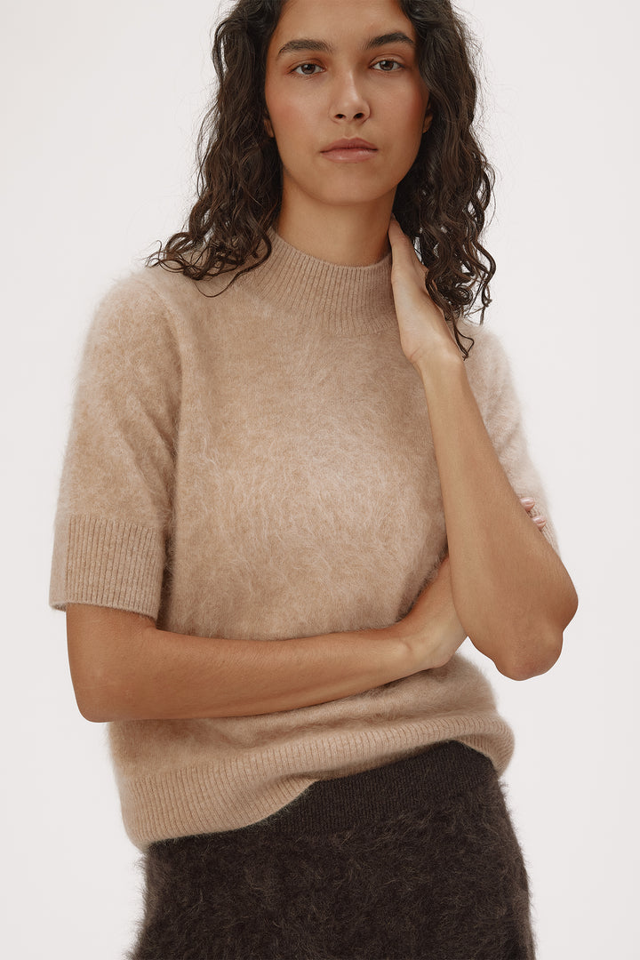 Six Ames Roma Biscotti Beige Melange Jumper 72357 C3890, neckline detail