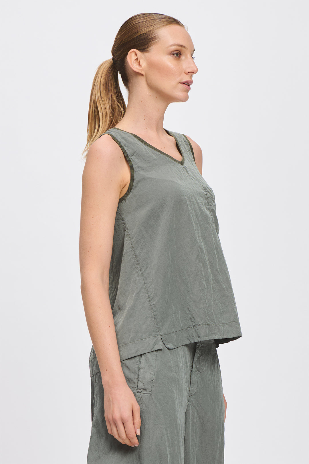 Transit CFDTRCV313 Sage Green Silk Blend Comfort Fit Tank Top 04