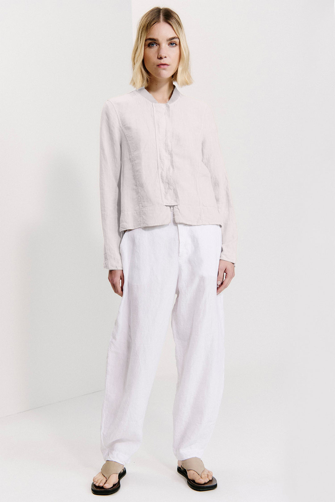 Transit CFDTRZD136 Linen Zipped Jacket Sand - Lonah Boutique