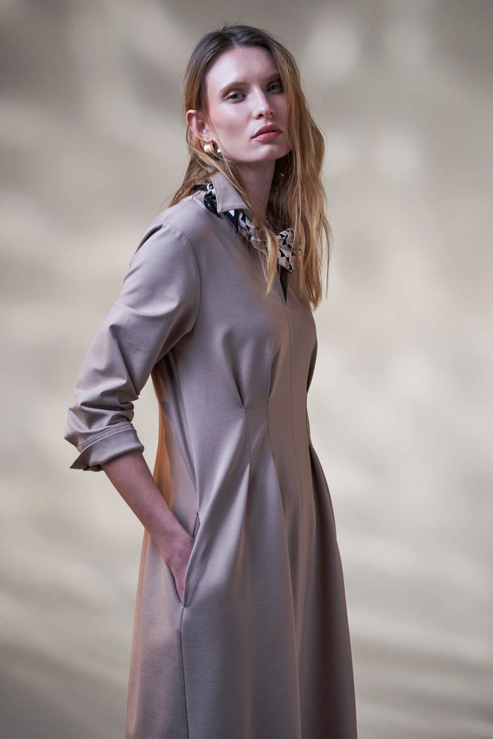 Vicario Cinque Alife 3963 Beige Shirt Dress, three-quarter view