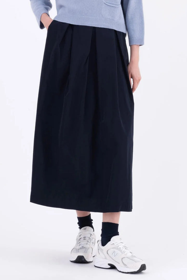 Vicario Cinque Gorizia 061I Navy Taffeta High Waisted Midi Skirt