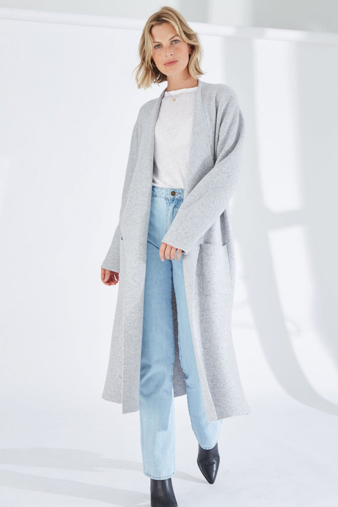 Mia Fratino 17123 Lapel Cash Grey Cashmere  Coat side