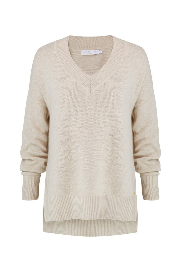 Mia Fratino 18601 Slouch Ecru V Neck Sweaters
