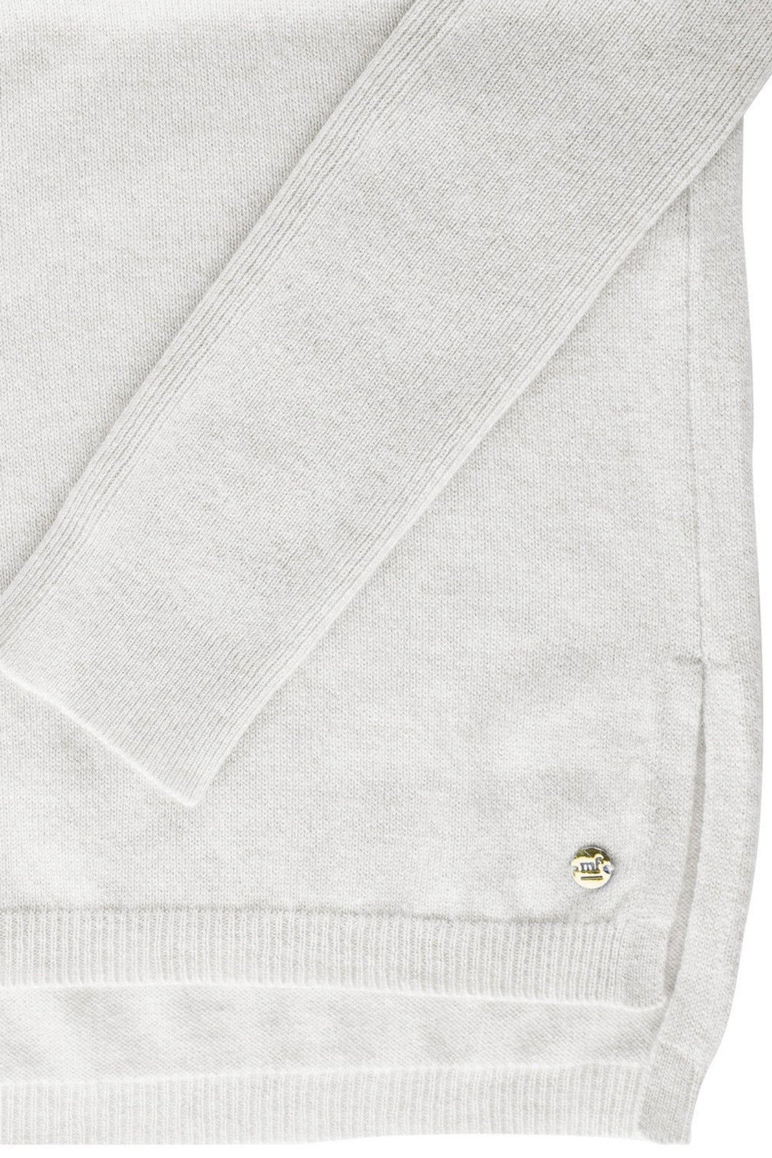 Mia Fratino 16100 Grey Cashmere Boyfriend V-Neck detail