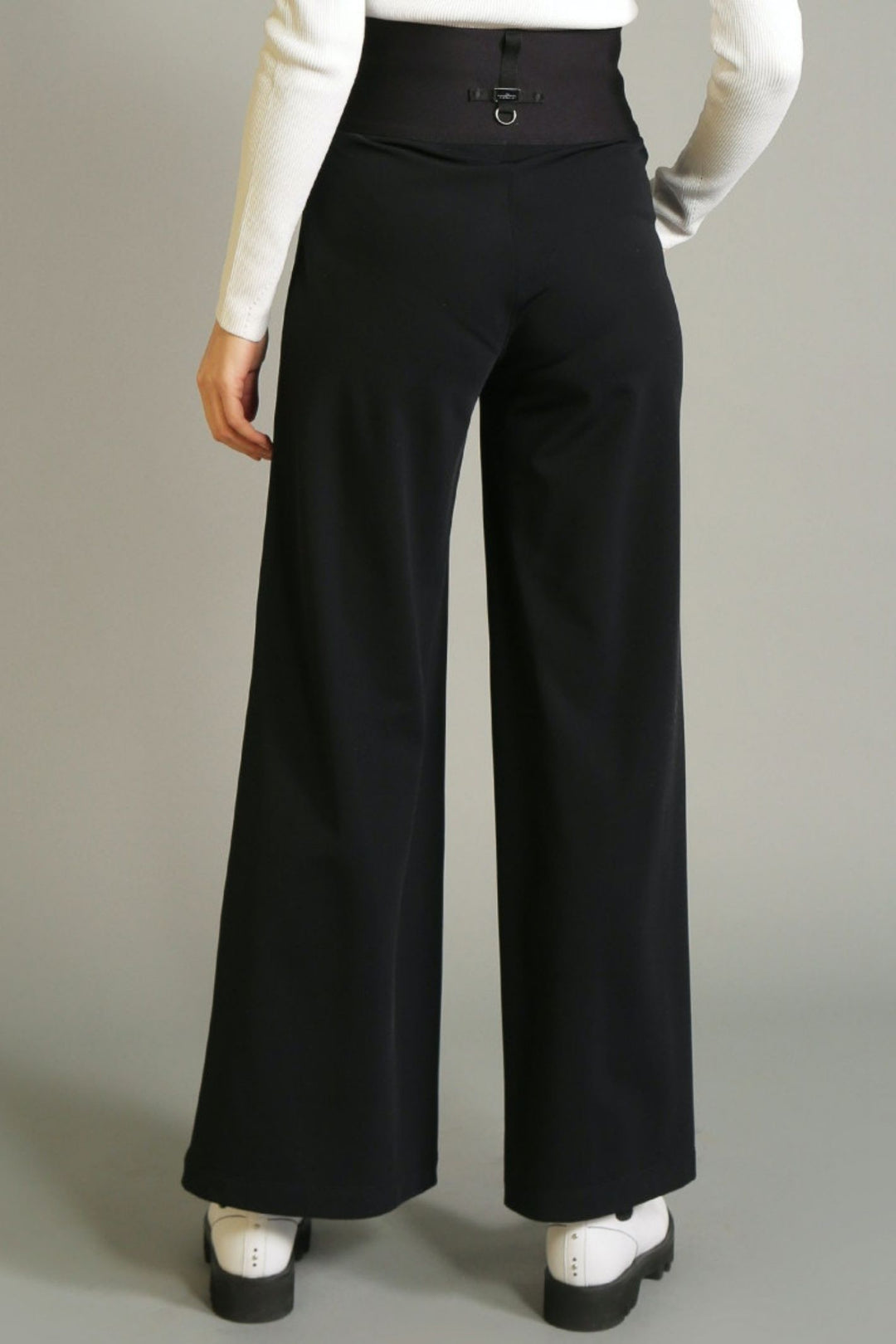 High Equity Pants Black