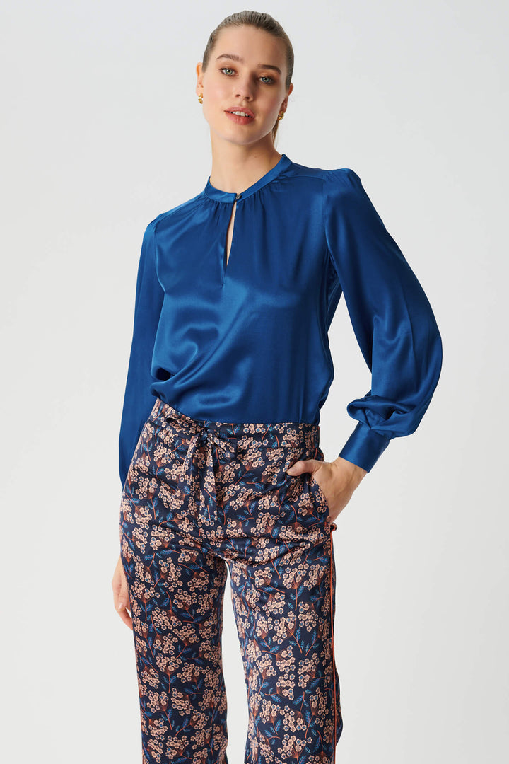 Dea Kudibal Stacy 23-1022-2060 Blue Pacifigo Blouse - Lonah Boutique