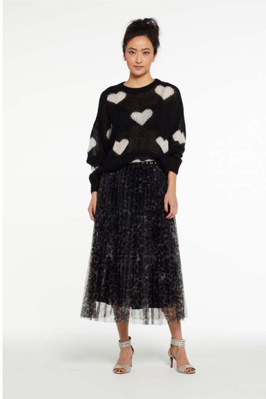 Delicate Love W241-10 Black Miki Heart Jumper - Lonah Boutique